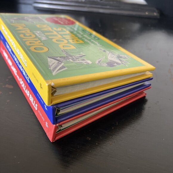 Books - Origami / Tricks / Paper Airplanes with Dollar Bills / Pap by Duy Nguyen - Picture 11 of 11